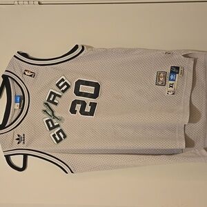 Vintage Youth Sz 18-20 Spurs NBA Adidas Ginobli Jersey